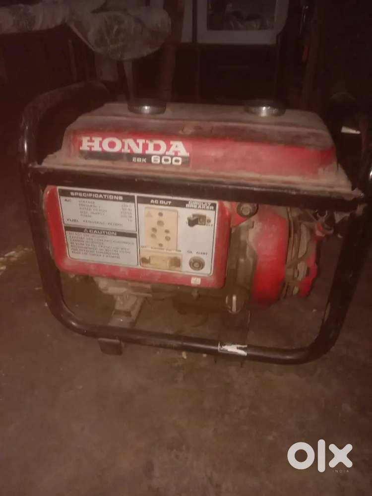 Honda mini genreter 900 wat