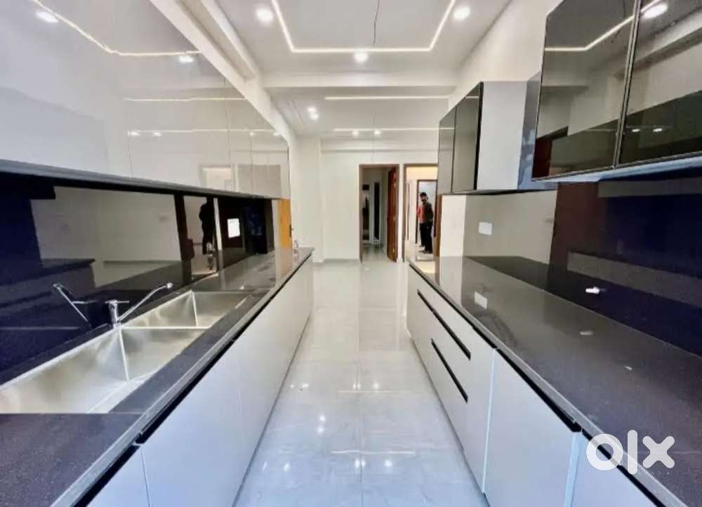 3BHK Flat With Lift and Store