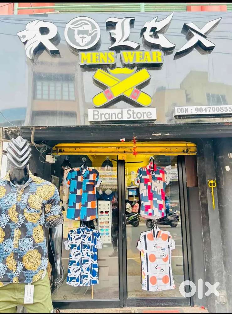 Means wear shop board Rolex