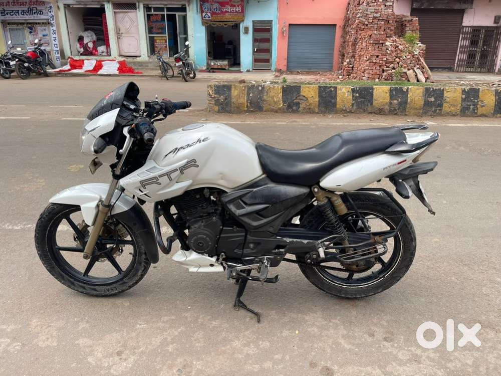 TVS  Apache  RTR. self