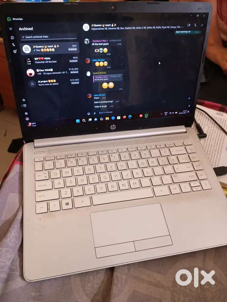 HP Laptop i3 11 windows