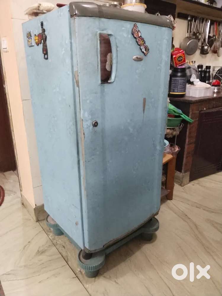 Whirlpool Refrigerator- Okay Condition