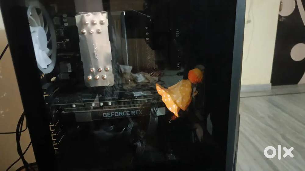 Full pc setup with bill and box 10 months old