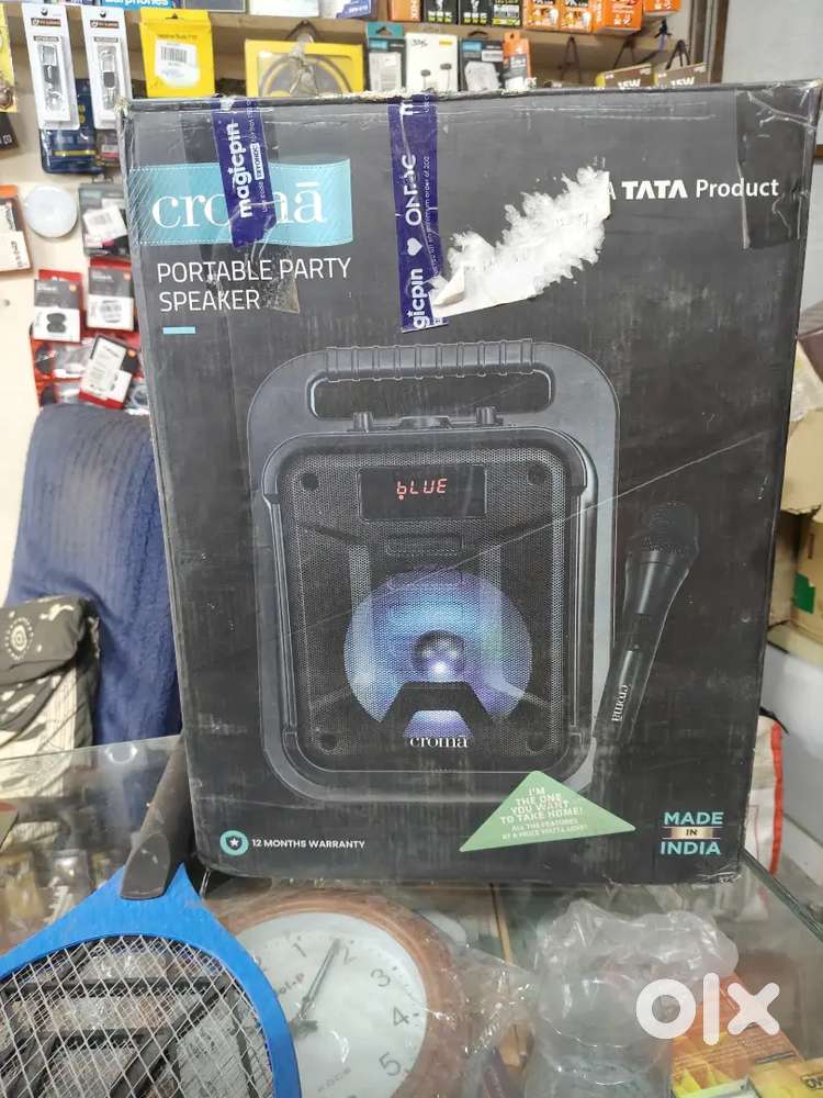 Croma Portable party speaker