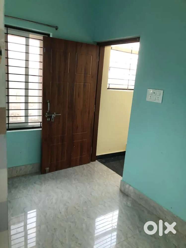 2 room Rasulgarh( Family/Bachelor)