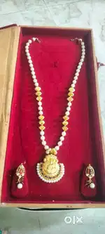 Long Traditional Muthu malai with earrings