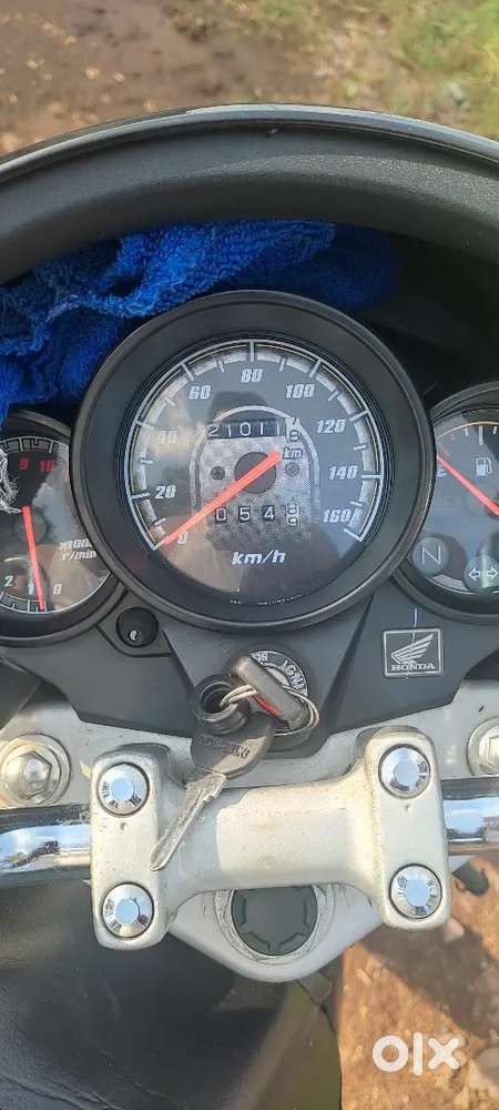 Base 6 model 2023 Good condition 160Cc