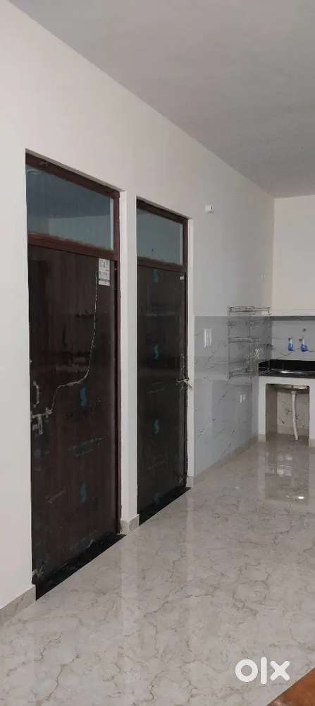 3 room , 2 kitchen , 2 bathroom,  lobby + balkani
