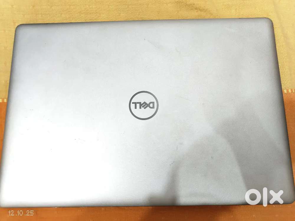 Dell Inspiron 5570 Laptop
