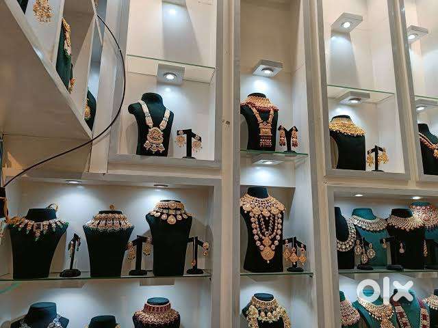 Male/ Female Sales staff at Fancy Jewellery Store