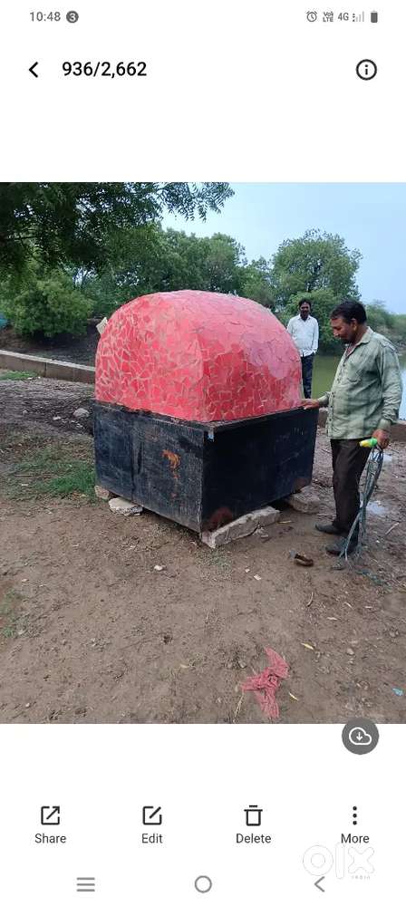 Char chulon wali sagdi SS. SS kat table but you one