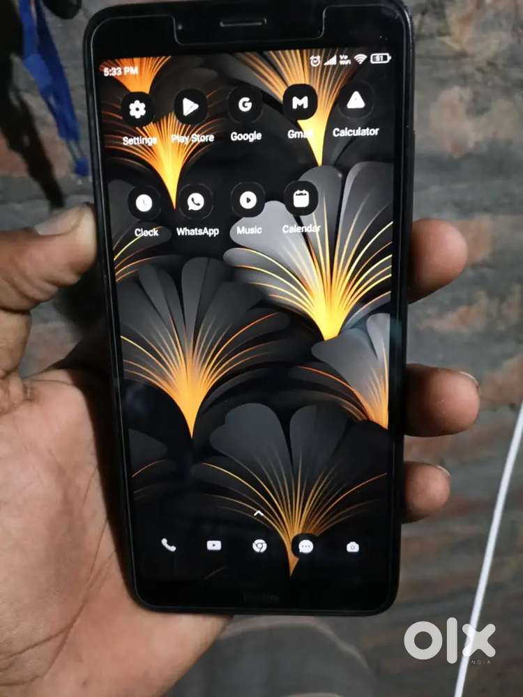 Redmi y4 phone selling