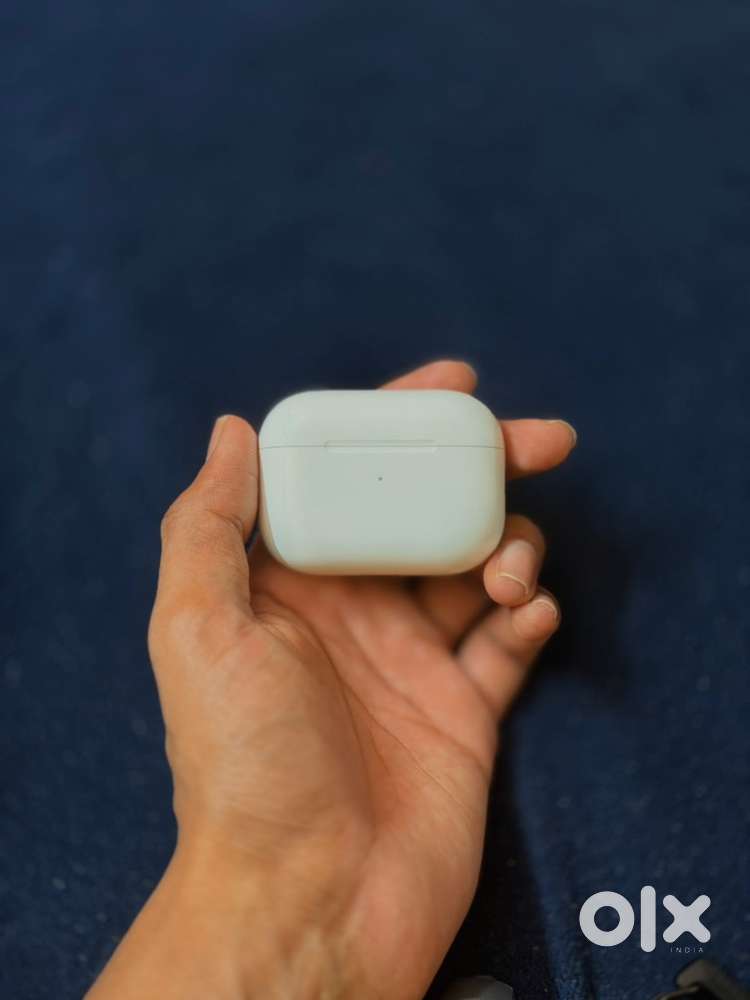 AirPods Pro 2 (1 year old)