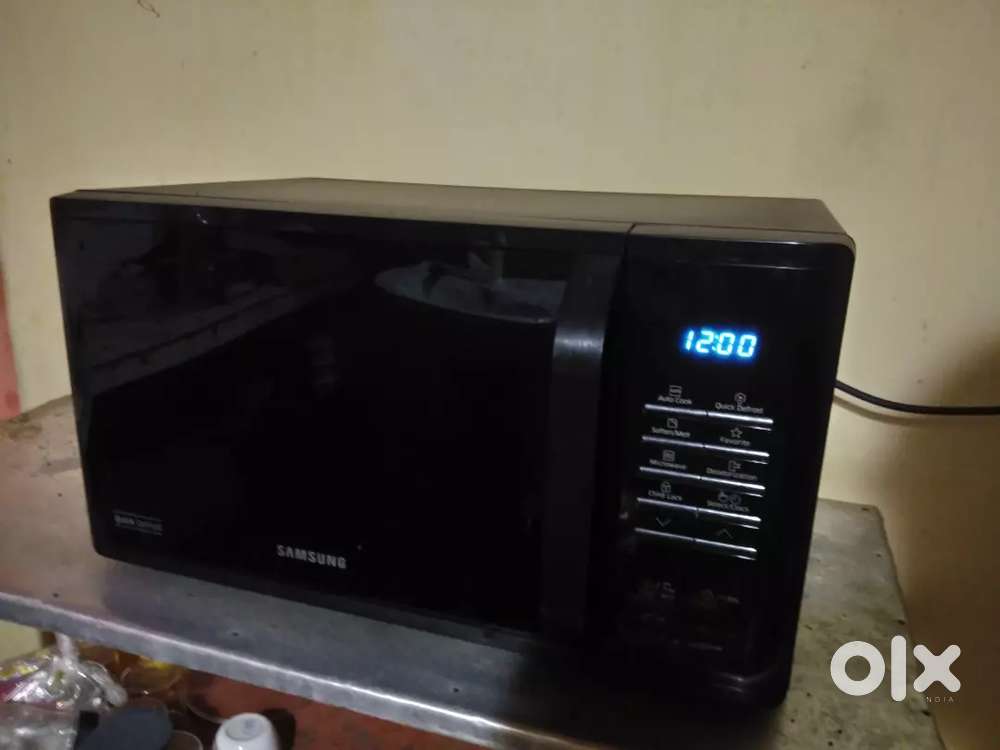 Urgent selling SAMSUNG microwave