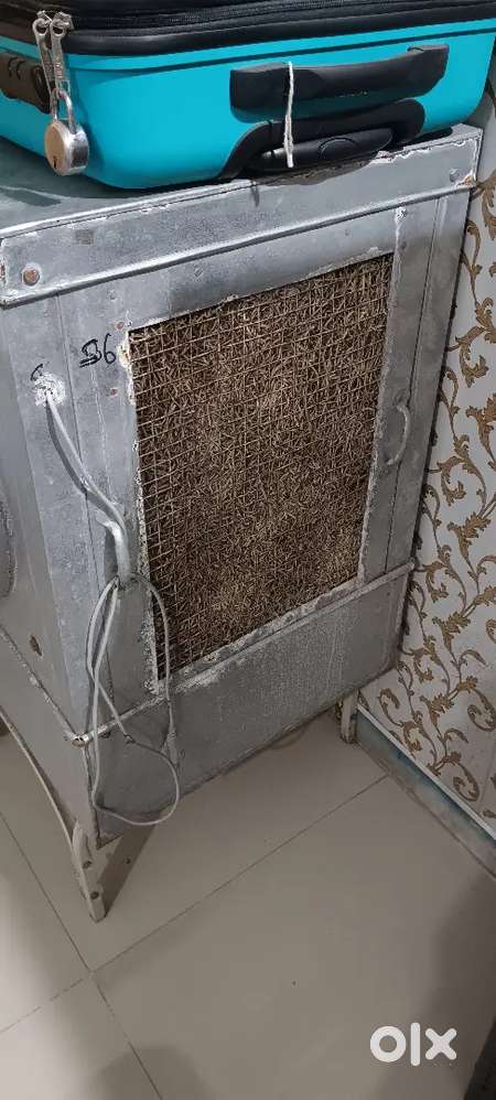 Medium size aluminium body cooler