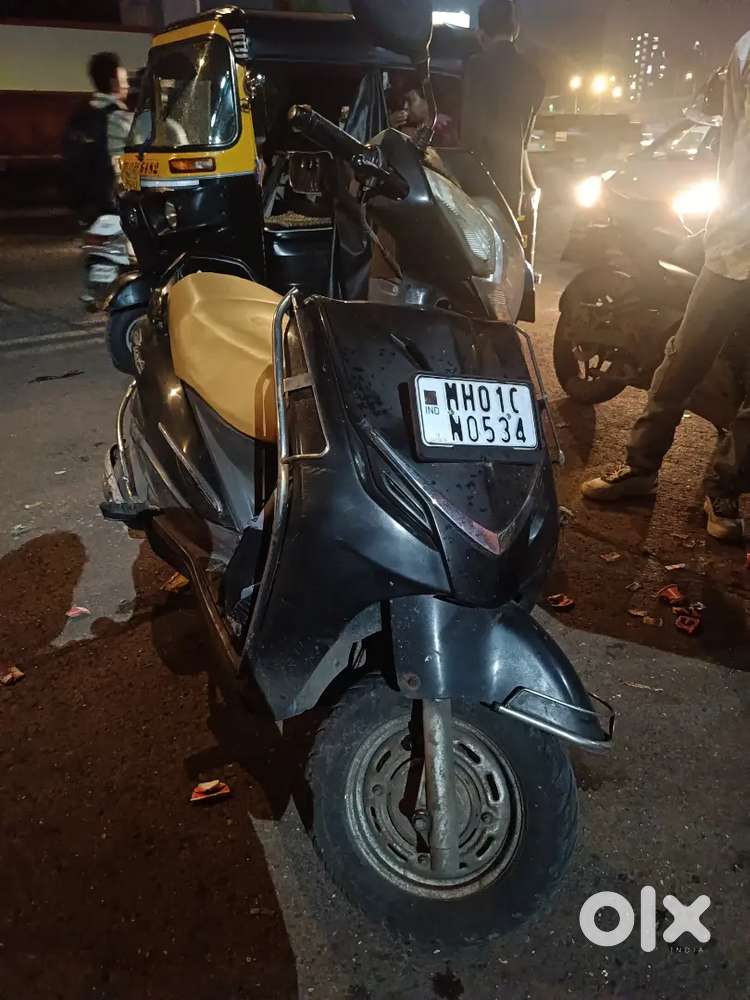 Hero duet scooty