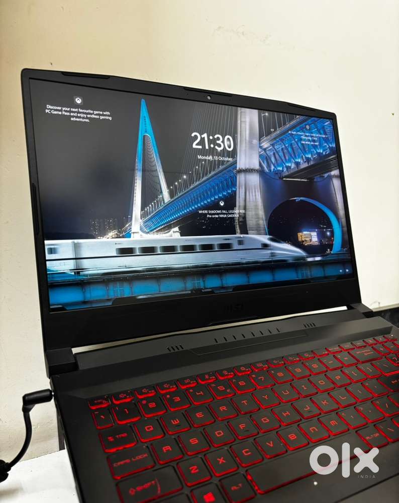 MSI KATANA LAPTOP 32GB 1TB SSD