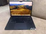 MacBook Air 2024 (Almost New) 13 inch M3 24GB 512GB SSD Midnight