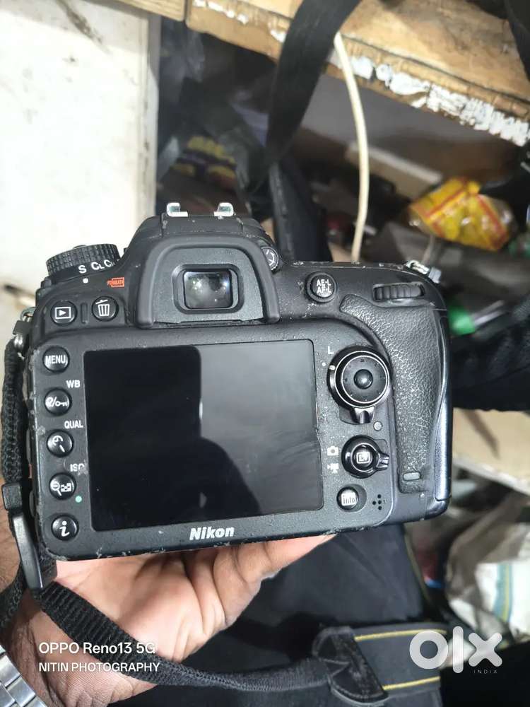Nikon 7200 I want sell my cemara for money problem