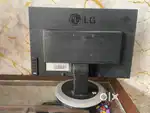 LG Flatron 19inch lcd  moniter 3 year old
