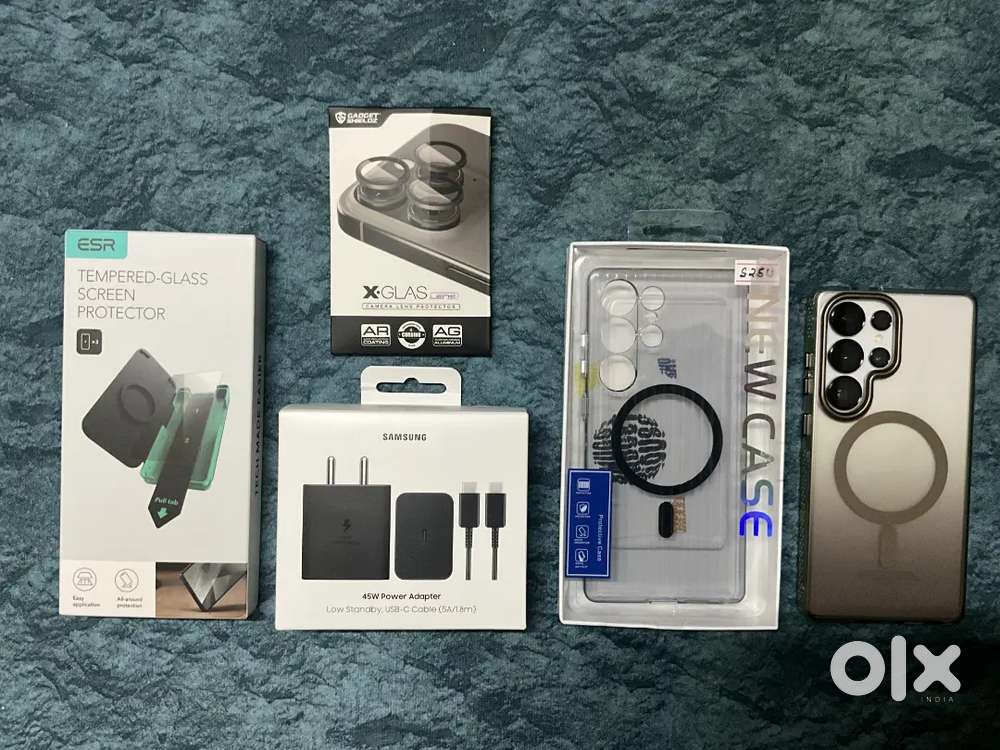 S25 ultra with accessories