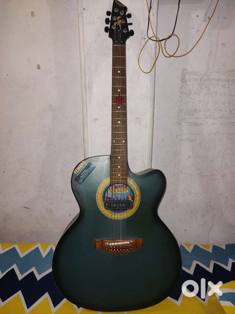 Yamaha guitar only  3 year old Good condition