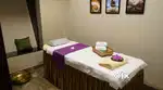Spa job full time and part time only required women and girls