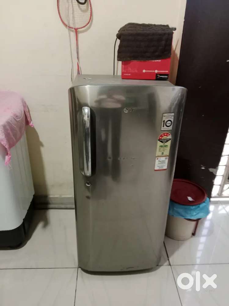 Refrigerator (LG)