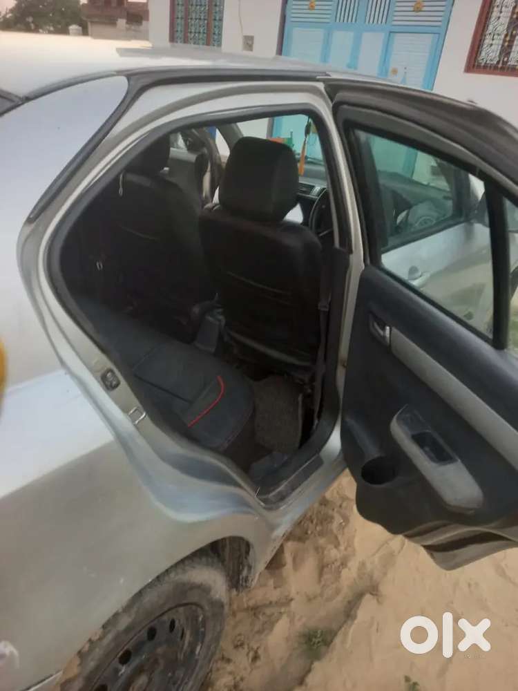 Maruti Suzuki Swift Dzire 2011