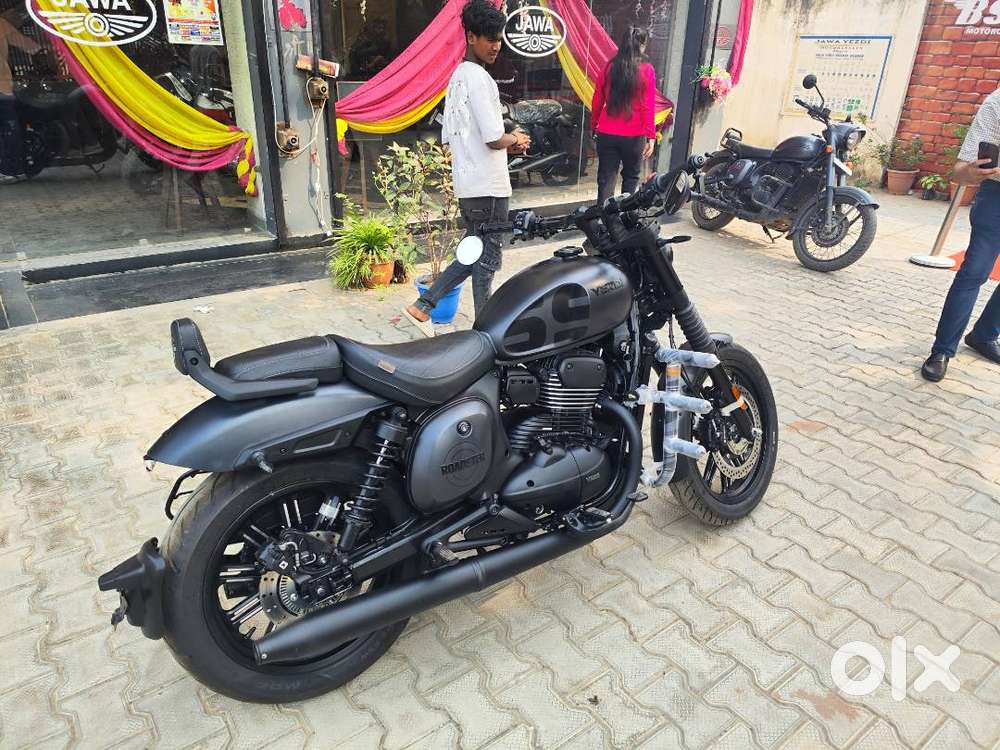 Yezdi roadster 2025, top model for sale