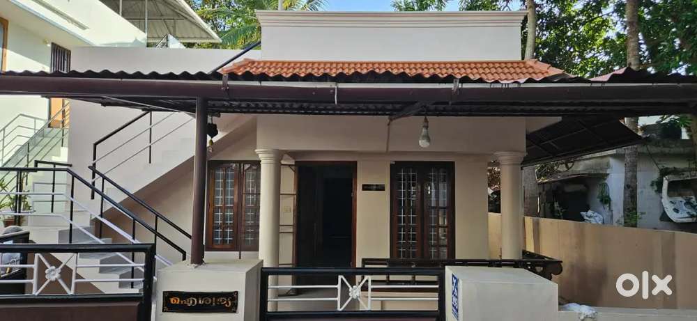 Independent 2 BHK house for sale in Manacaud, parambil lane,Trivandrum