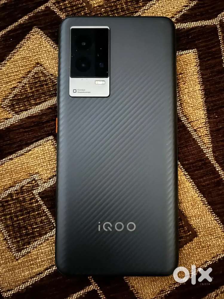 Iqoo 9 5G 128GB (Grey colour)