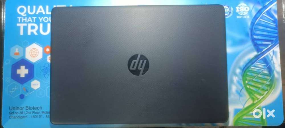 Brand new laptop only 11 month old bill available warranty me bhi hai