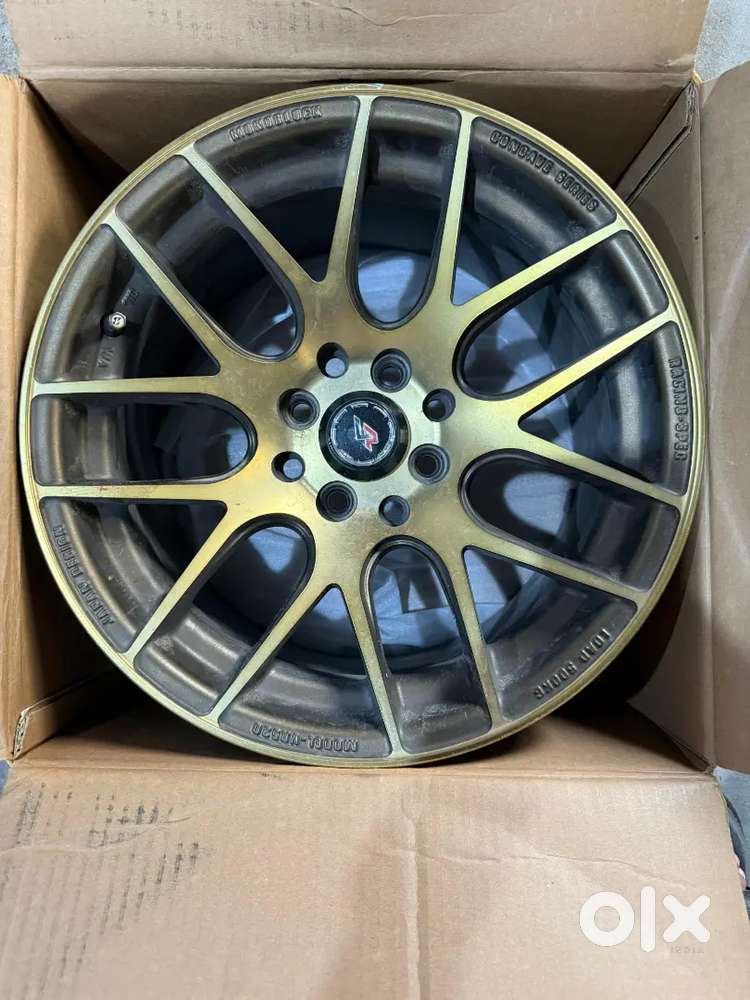 15 inch V-Race performance alloys