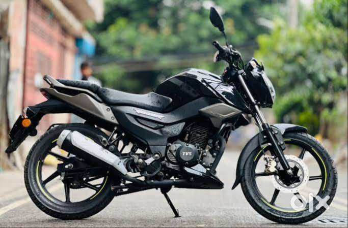 TVS Raider