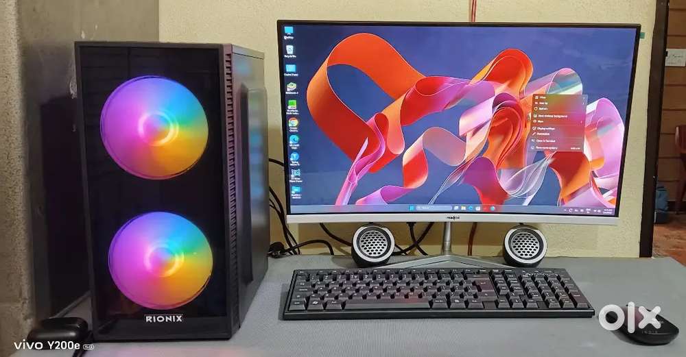 Desktop for sale