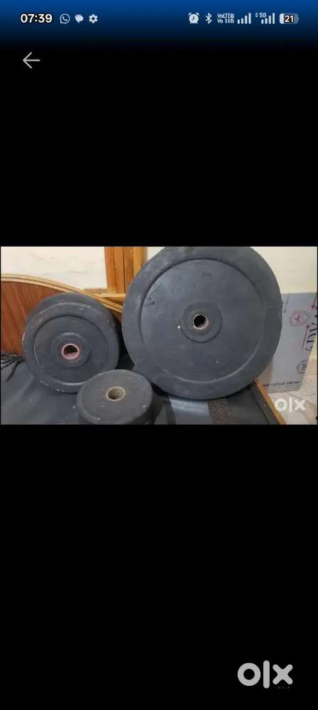 Rubber gym plate
