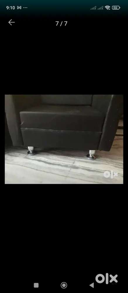 Sofa black colour