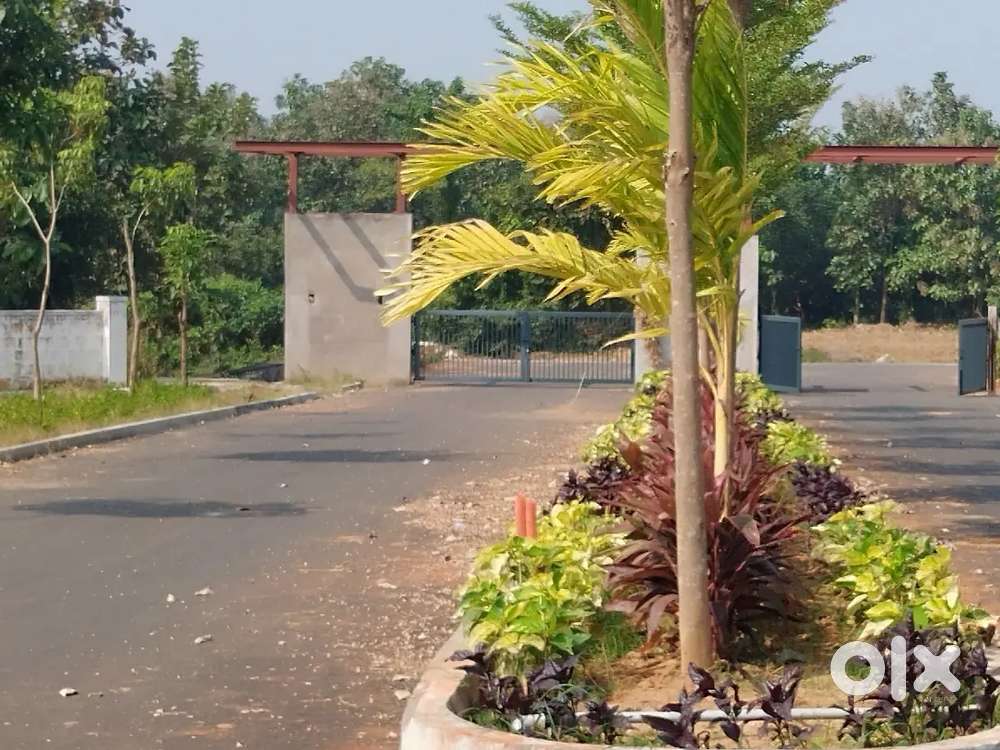 RESIDENTIAL PLOT FOR SALE.