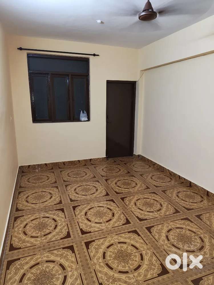 2bhk semi furnished flat for rent