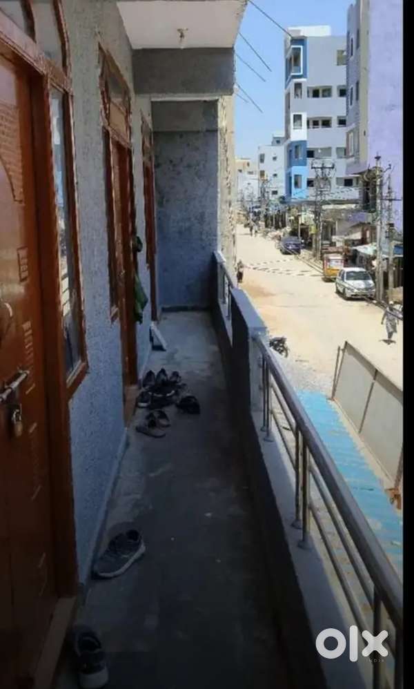 1bhk for family or bachlors boys