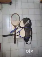 Tennis racket and Stag brand table tennis board se hu no