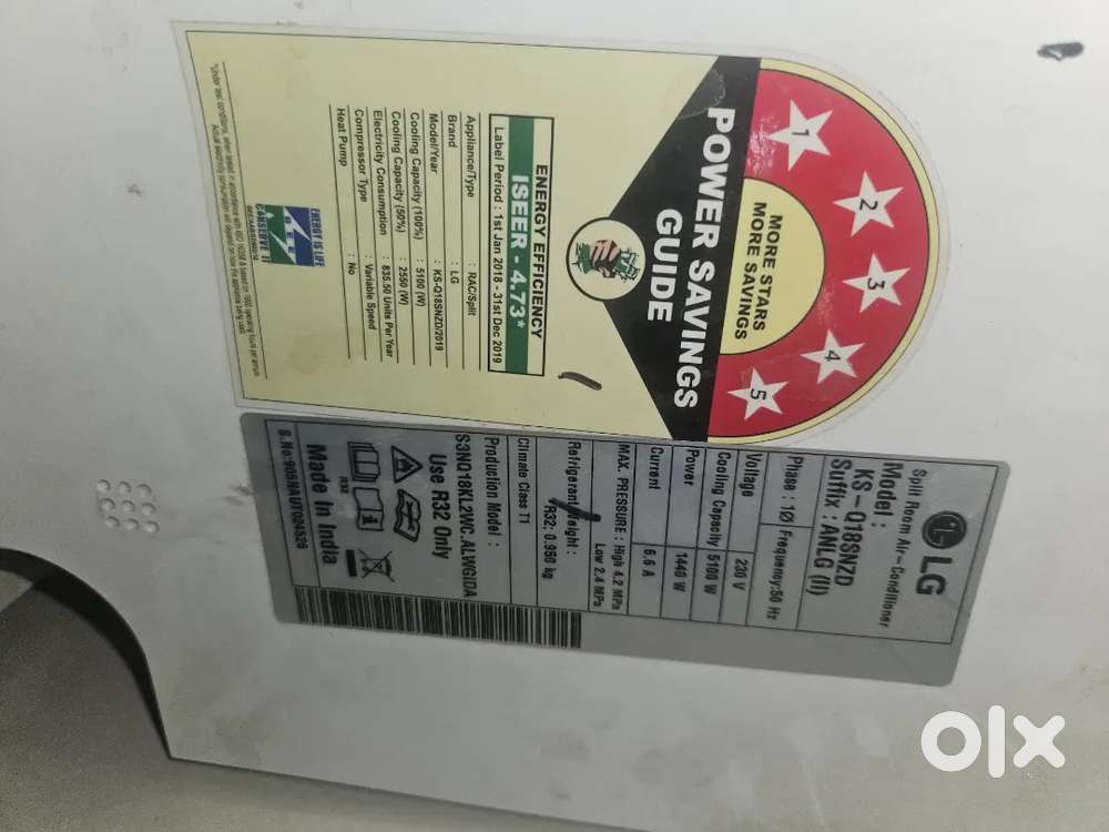 LG AC dual inverter  5 star AC in new condition
