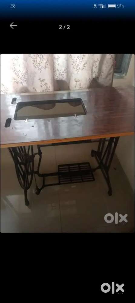 Machine table