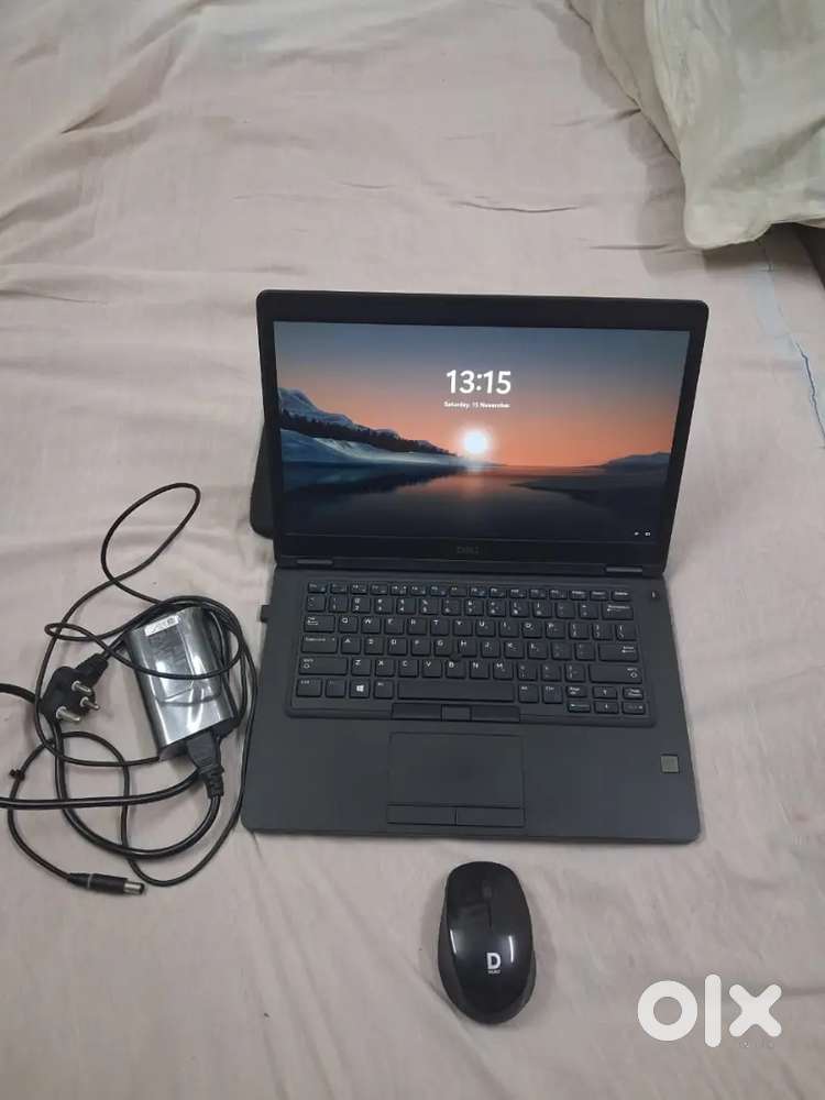 Dell latitude laptop 5490/windows 11/Intel core I5/1Tb