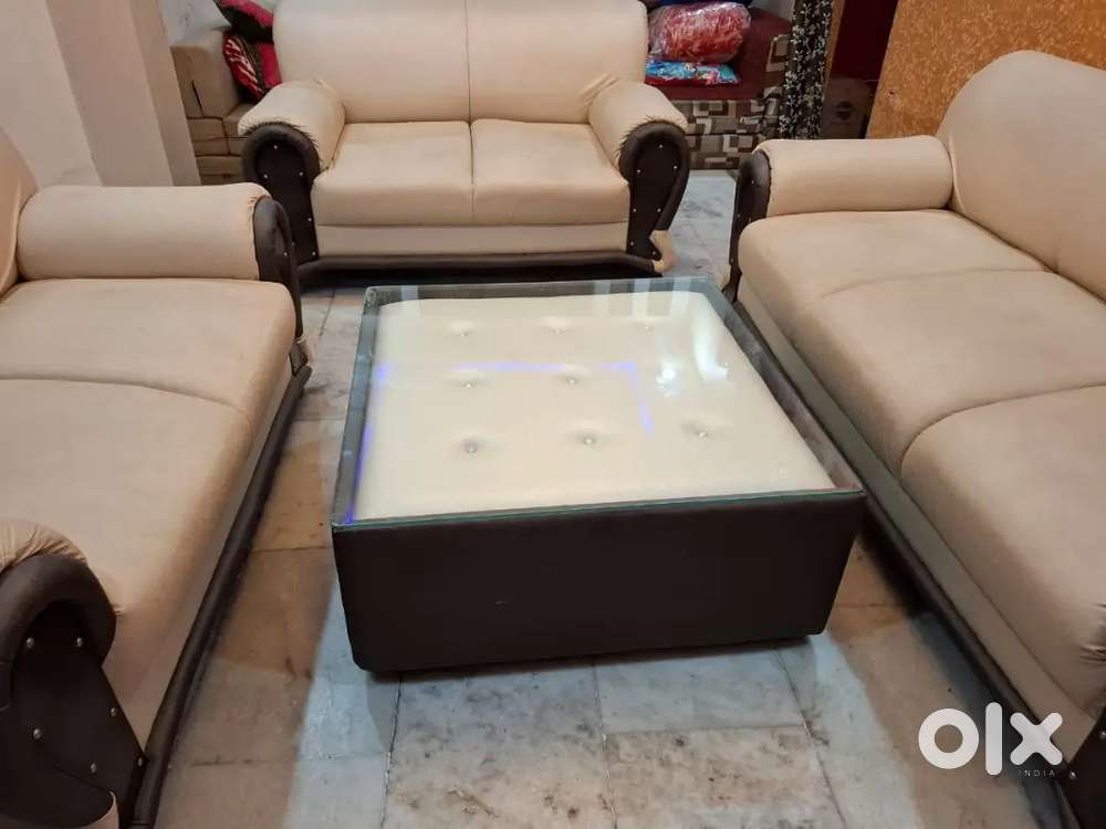 1 BHK FULLY FURNISHED APARTMENT AVAILABLE FOR RENT
