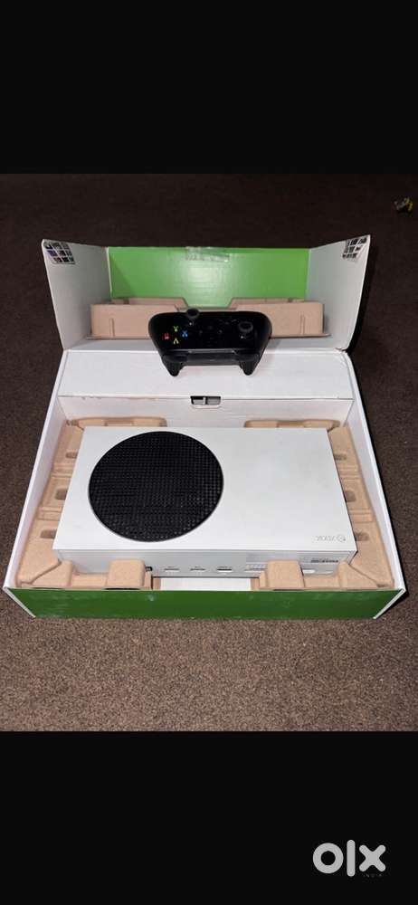 Xbox series s and ps4 fat 9.0 2tb