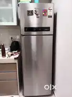 Whirlpool Refrigerator 292L