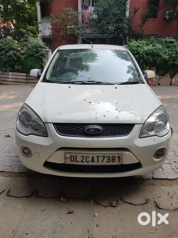 Ford Fiesta 2015 Petrol
