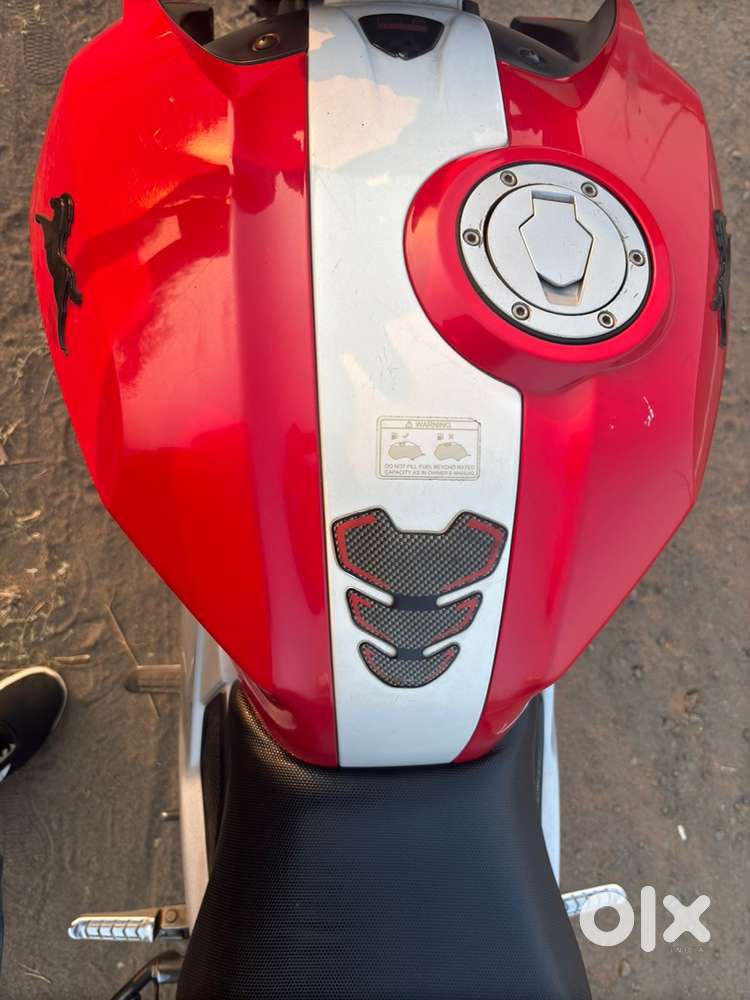 Tvs apache rtr 160 4v dual disc abs